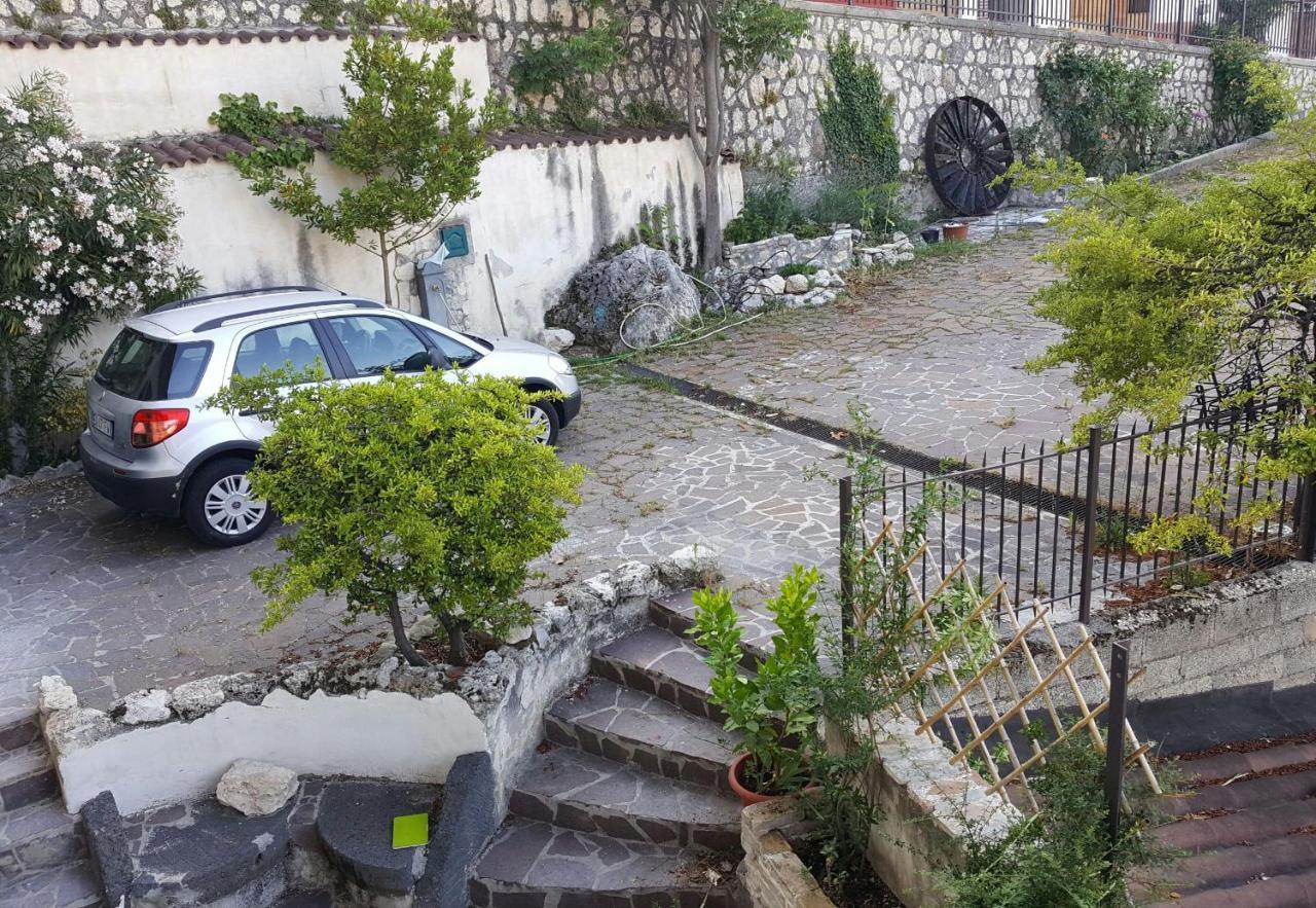 Elilu Apartment Celano Exterior foto